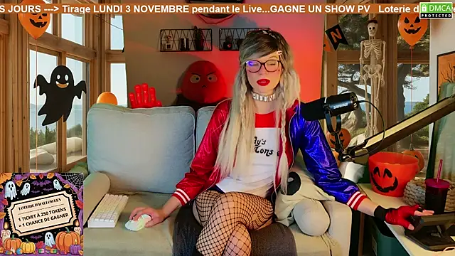 Snapshot of Kittychatte chatting on 11.01.25 Kittychatte online show from 11.01.25