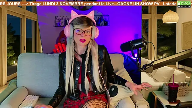 Snapshot of Kittychatte chatting on 11.03.25 Kittychatte online show from 11.03.25