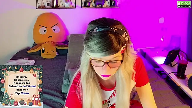 Snapshot of Kittychatte chatting on 11.26.25 Kittychatte online show from 11.26.25