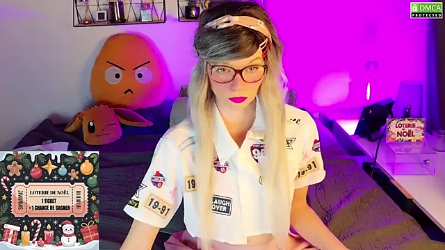 Snapshot of Kittychatte chatting on 11.27.25 Kittychatte online show from 11.27.25