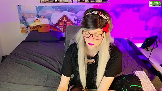 Snapshot of Kittychatte chatting on 01.13.26 Kittychatte online show from 01.13.26