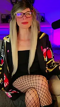 Kittychatte online show from 05.11.26