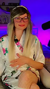 Kittychatte online show from 05.12.26