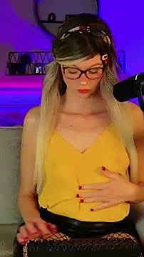 Kittychatte online show from 05.19.26