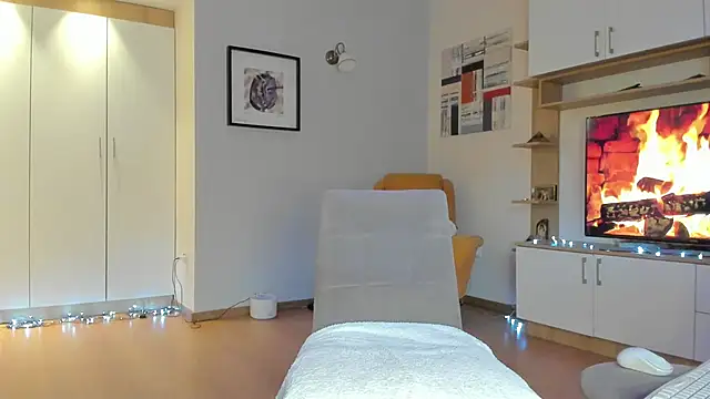 bellahot77 online show from 12.15.24