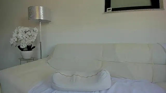 bellahot77 online show from 08.04.26