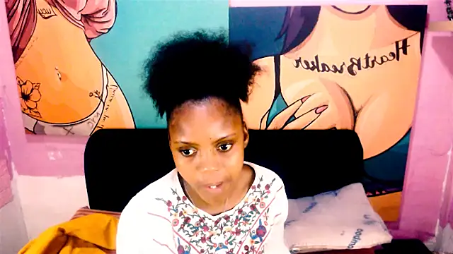 Snapshot of EroticDesiresxxx chatting on 09.19.25 EroticDesiresxxx online show from 09.19.25