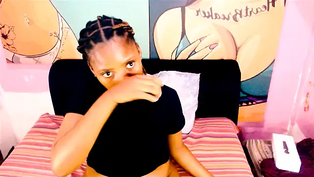 Snapshot of EroticDesiresxxx chatting on 10.14.25 EroticDesiresxxx online show from 10.14.25