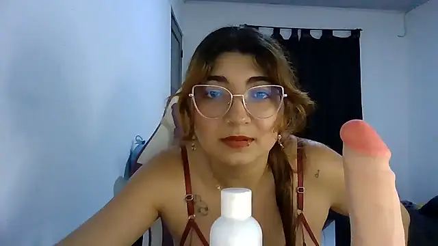 esteni online show from 06.04.26