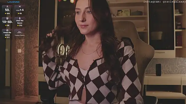 Snapshot of Chill_out_with_Salvia chatting on 12.19.25 Chill out with Salvia online show from 12.19.25