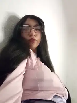 Snapshot of Umaru_uwu chatting on 11.16.25 Umaru uwu online show from 11.16.25