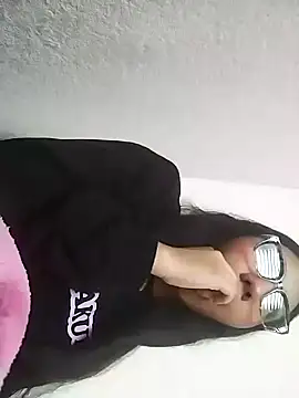 Snapshot of Umaru_uwu chatting on 11.20.25 Umaru uwu online show from 11.20.25