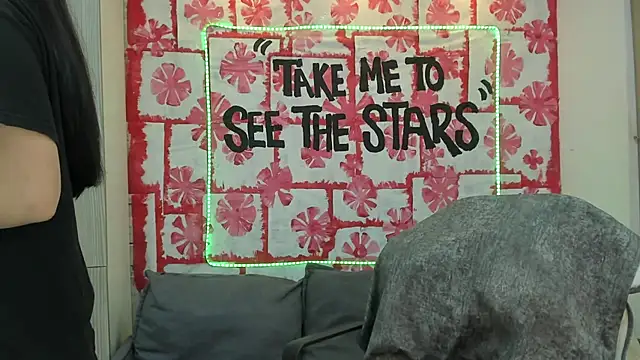 Mhelanny2 online show from 03.15.25