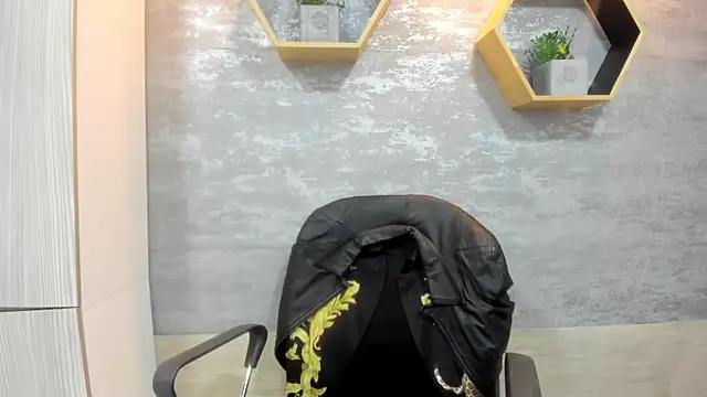 Mhelanny2 online show from 04.26.26