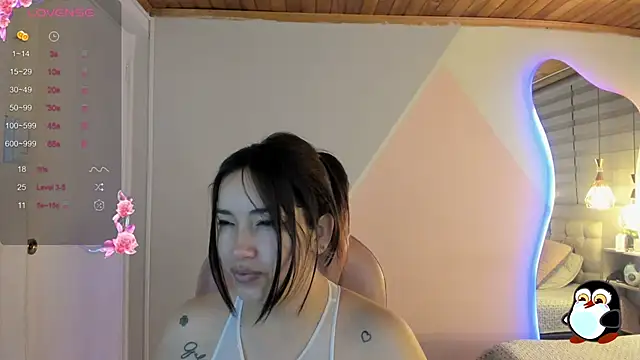 Snapshot of cristal__hot_1 chatting on 06.06.26 cristal hot 1 online show from 06.06.26