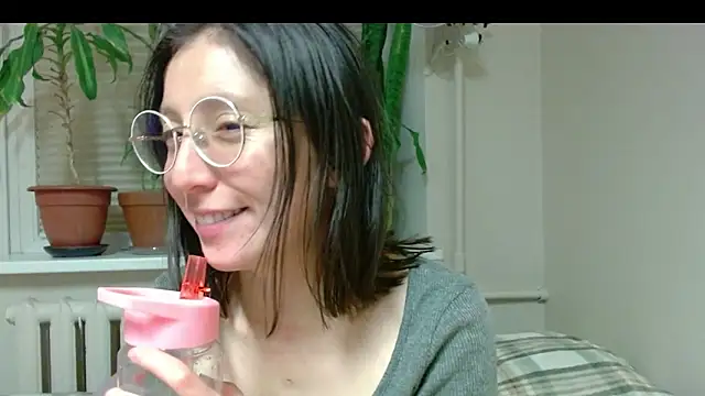 Sophi Cute online show from 02.17.25