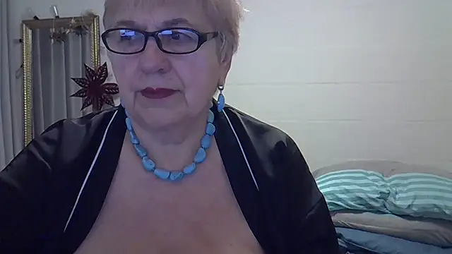 SweetCherry27 online show from 02.18.26