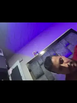 Snapshot of curiousskinny3 chatting on 03.22.26 curiousskinny3 online show from 03.22.26