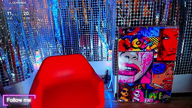 LatexDevil Blondie online show from 11.15.25