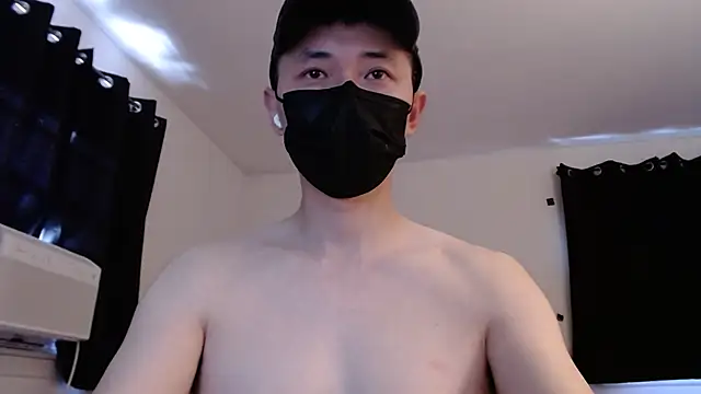 Snapshot of twbobo00715 chatting on 11.07.25 twbobo00715 online show from 11.07.25