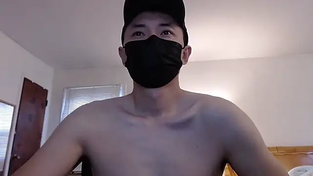 Snapshot of twbobo00715 chatting on 12.19.25 twbobo00715 online show from 12.19.25