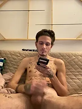Snapshot of xxxciro13xxx chatting on 02.26.25 xxxciro13xxx online show from 02.26.25