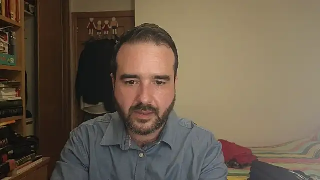 Snapshot of curiosillo83 chatting on 10.26.25 curiosillo83 online show from 10.26.25