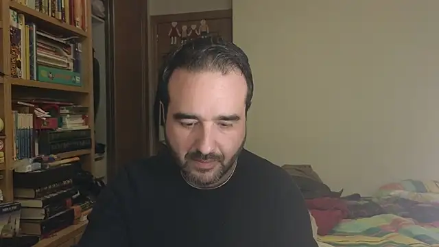 Snapshot of curiosillo83 chatting on 12.01.25 curiosillo83 online show from 12.01.25