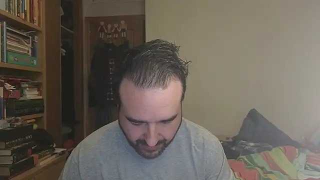 Snapshot of curiosillo83 chatting on 12.14.25 curiosillo83 online show from 12.14.25