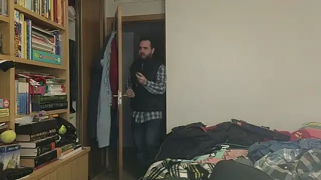 Snapshot of curiosillo83 chatting on 01.16.26 curiosillo83 online show from 01.16.26