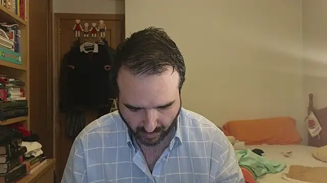 curiosillo83 online show from 06.12.26