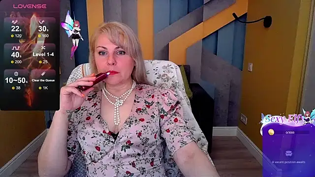 Candy Long online show from 04.23.26