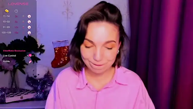 KindHazelHere  online show from 12.22.25