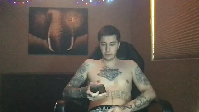 Snapshot of Bwcjoshbanks chatting on 03.28.26 Bwcjoshbanks online show from 03.28.26