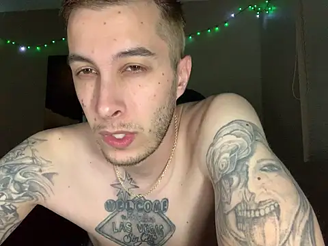 Snapshot of Bwcjoshbanks chatting on 07.13.26 Bwcjoshbanks online show from 07.13.26