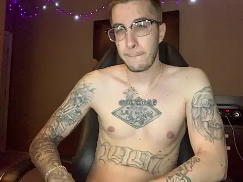 Snapshot of Bwcjoshbanks chatting on 07.15.26 Bwcjoshbanks online show from 07.15.26