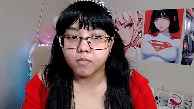 Snapshot of Moertomlly chatting on 02.14.25 Moertomlly online show from 02.14.25