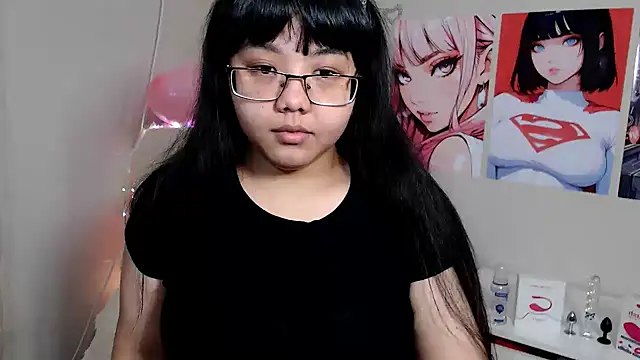 Snapshot of Moertomlly chatting on 02.17.25 Moertomlly online show from 02.17.25