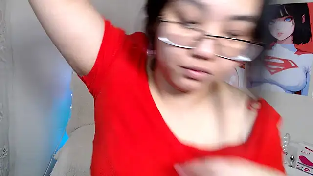 Snapshot of Moertomlly chatting on 02.20.25 Moertomlly online show from 02.20.25