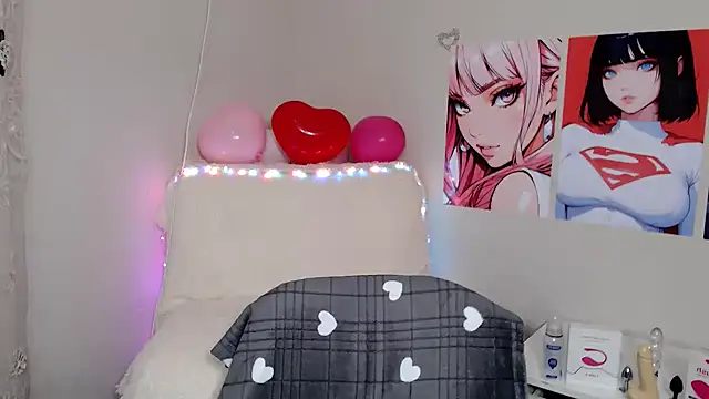 Snapshot of Moertomlly chatting on 03.10.25 Moertomlly online show from 03.10.25