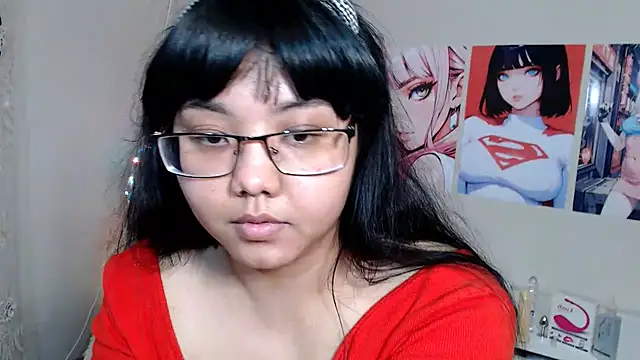 Snapshot of Moertomlly chatting on 03.21.25 Moertomlly online show from 03.21.25