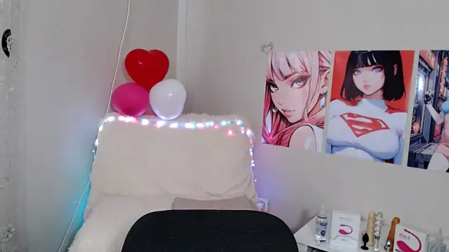 Snapshot of Moertomlly chatting on 03.22.25 Moertomlly online show from 03.22.25