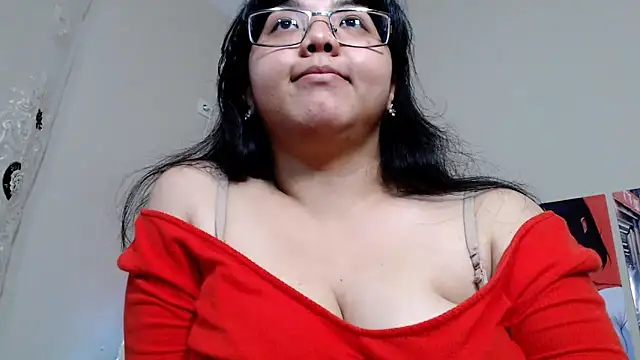 Snapshot of Moertomlly chatting on 03.22.25 Moertomlly online show from 03.22.25