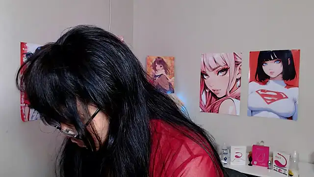 Snapshot of Moertomlly chatting on 09.10.25 Moertomlly online show from 09.10.25