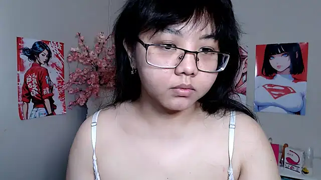 Snapshot of Moertomlly chatting on 09.14.25 Moertomlly online show from 09.14.25