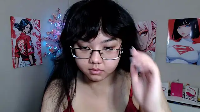 Snapshot of Moertomlly chatting on 10.26.25 Moertomlly online show from 10.26.25