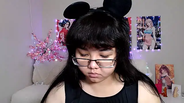 Snapshot of Moertomlly chatting on 01.15.26 Moertomlly online show from 01.15.26