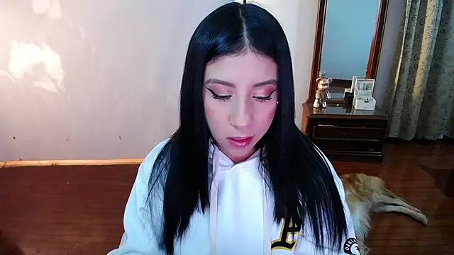 Snapshot of _holy_1 chatting on 02.19.25 holy 1 online show from 02.19.25