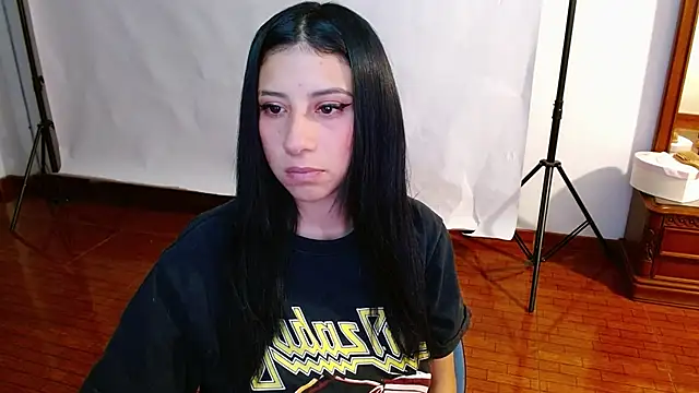 Snapshot of _holy_1 chatting on 09.09.25 holy 1 online show from 09.09.25