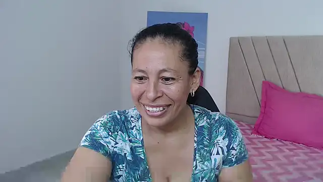 mature martina online show from 02.10.26